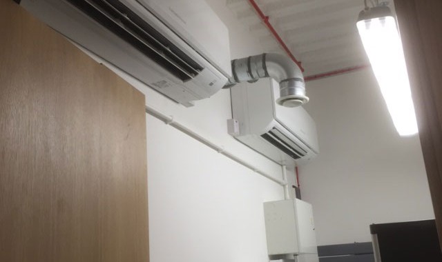 Air conditioning install at Thomas Moore Street