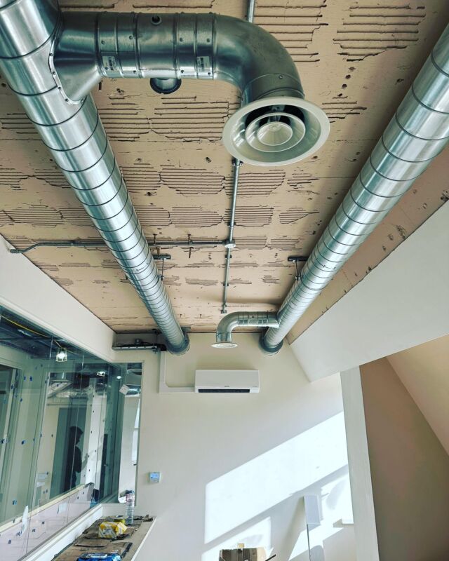 Design, supply, installation and commissioning of 2no Samsung vrf and MVHR systems recently completed. #aircon #aircon #vrf #ac #hvac #ducting #samsung @samsungaircon